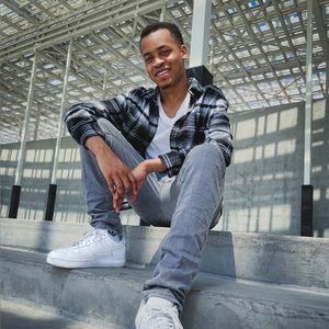 Meet your Posher, Alexander